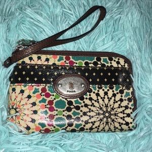 Fossil key per wristlet